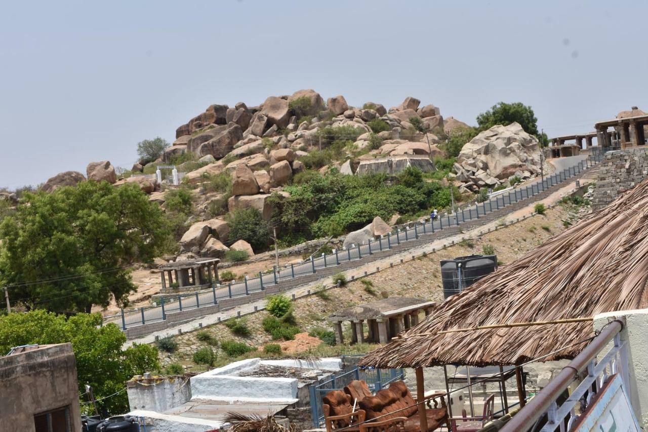 Ranjana Guesthouse Hampi Exterior photo